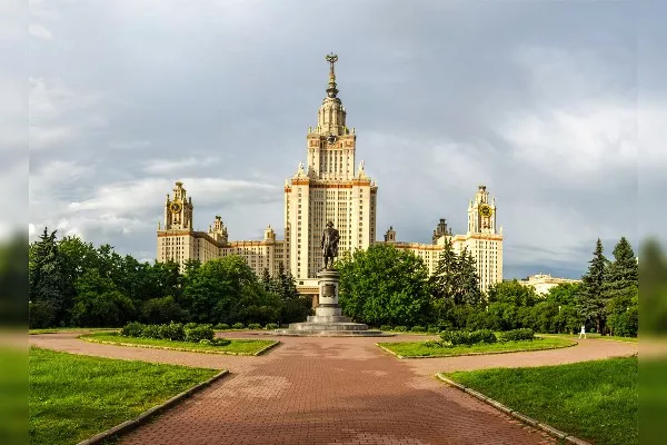 Воробьевы горы в Москве